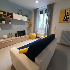 Appartamento Marche, Milano